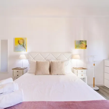 아파트 Elegant 2 Bedrooms With Balconies In 리스본