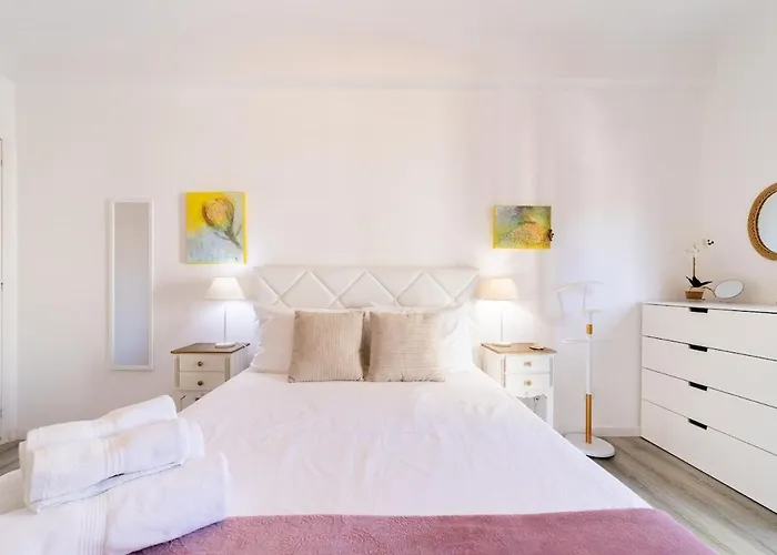 Lägenhet Elegant 2 Bedrooms With Balconies In Lisboa