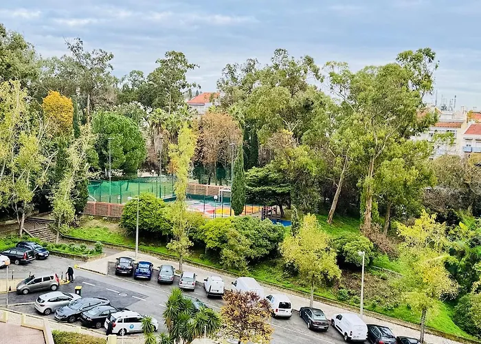 Lägenhet Elegant 2 Bedrooms With Balconies In Lisboa